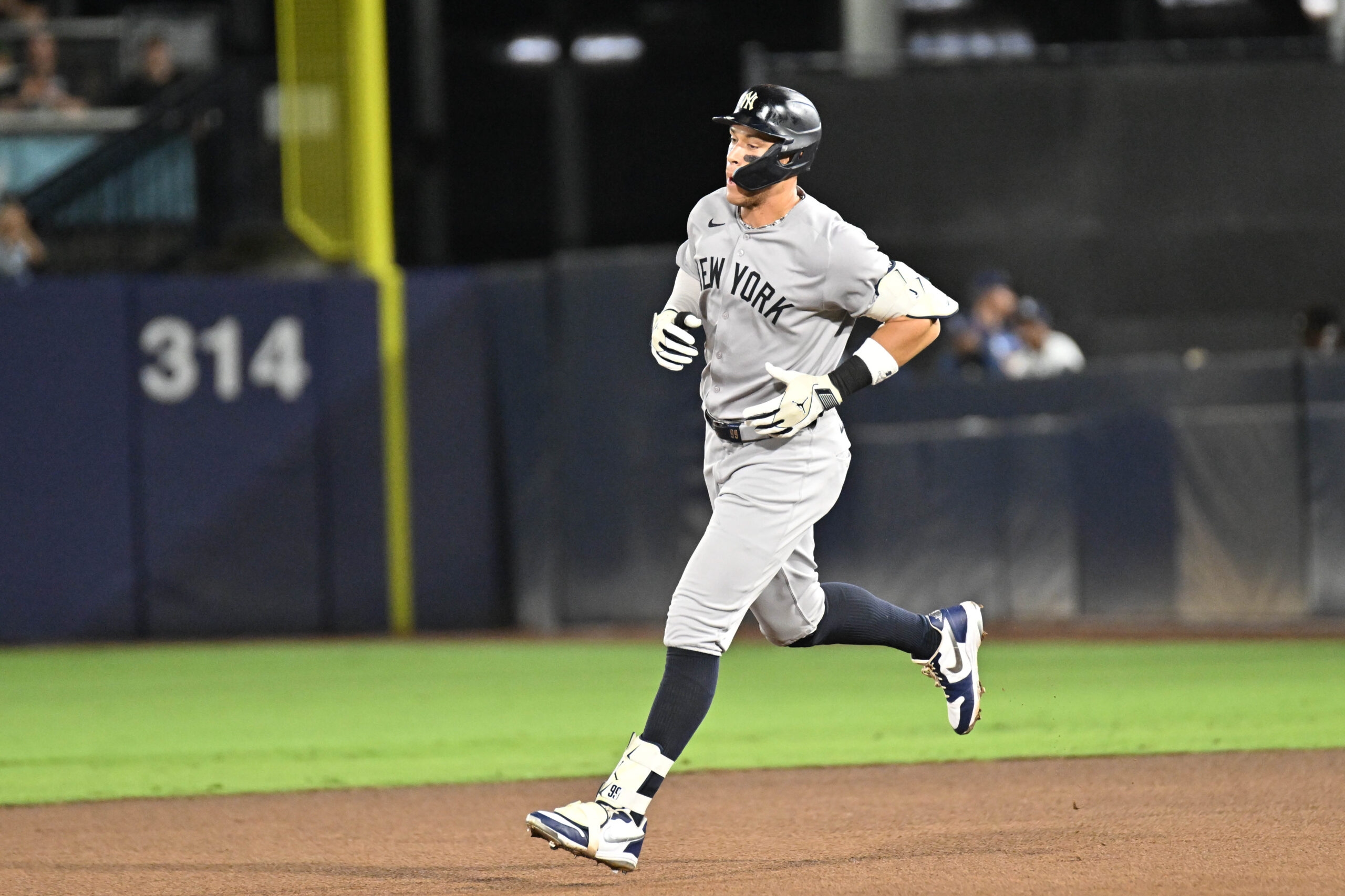 Pete Alonso’s Orioles Arrival Threatens Blue Jays, Yankees in AL East