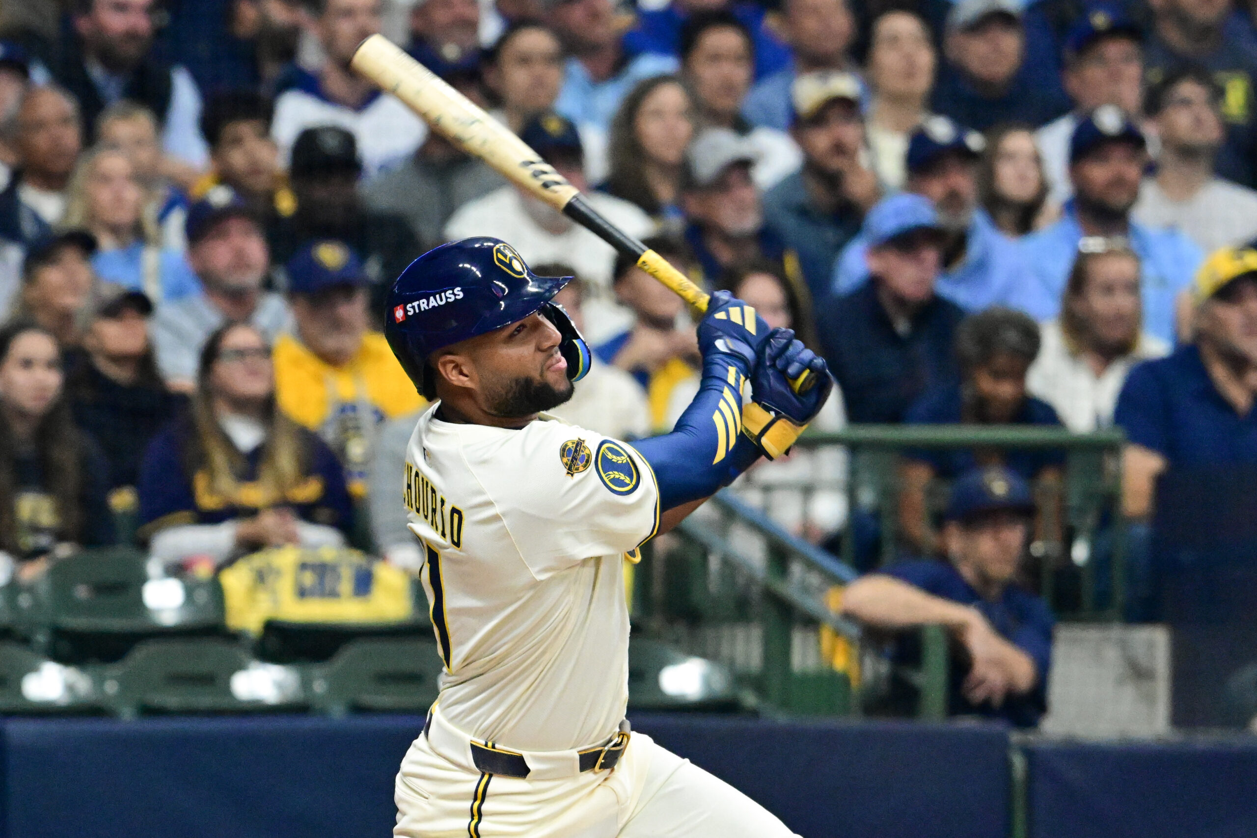 Jackson Chourio’s Tier 2 Projection Puts 2026 Fantasy Value Above Yordan Alvarez